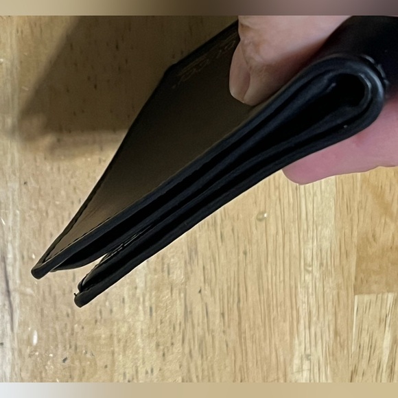 GUCCI BIFOLD WALLET - Picture 4 of 14